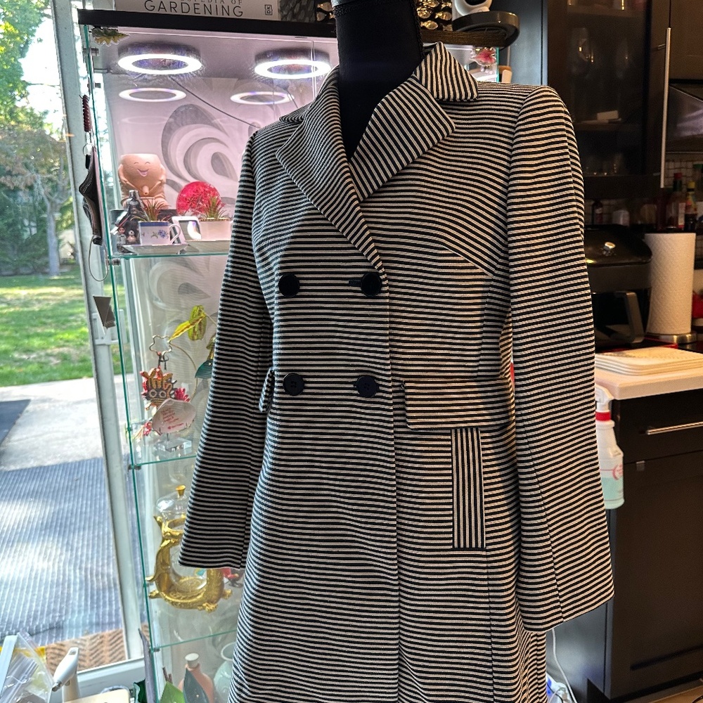 Double Breasted Light Trench